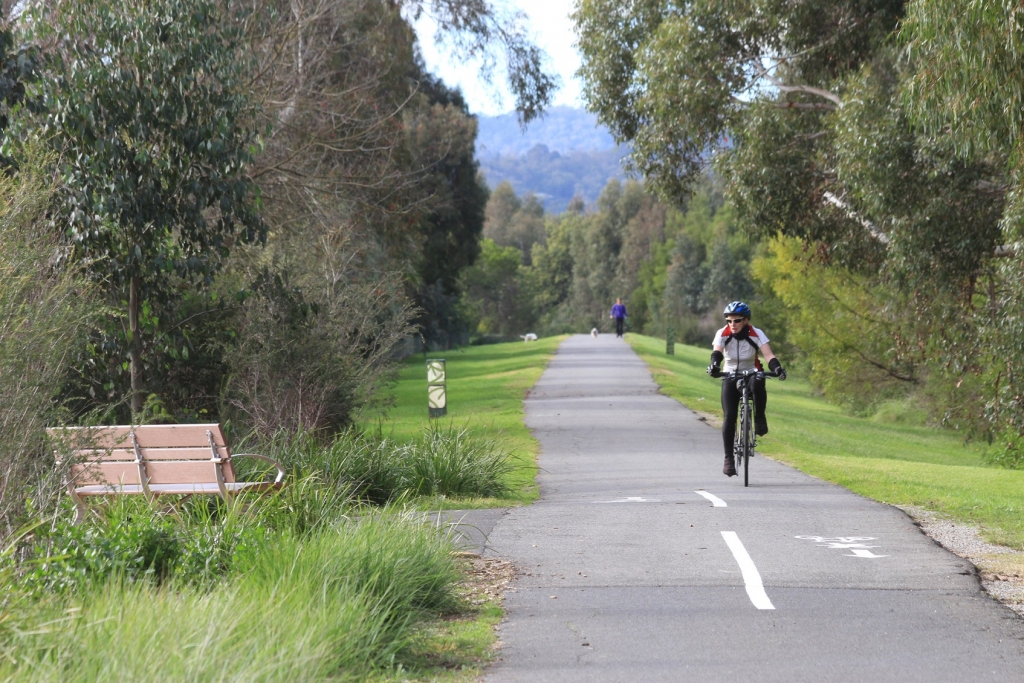 CY 16-07-2013 Cycleway Ferntree Gully 2